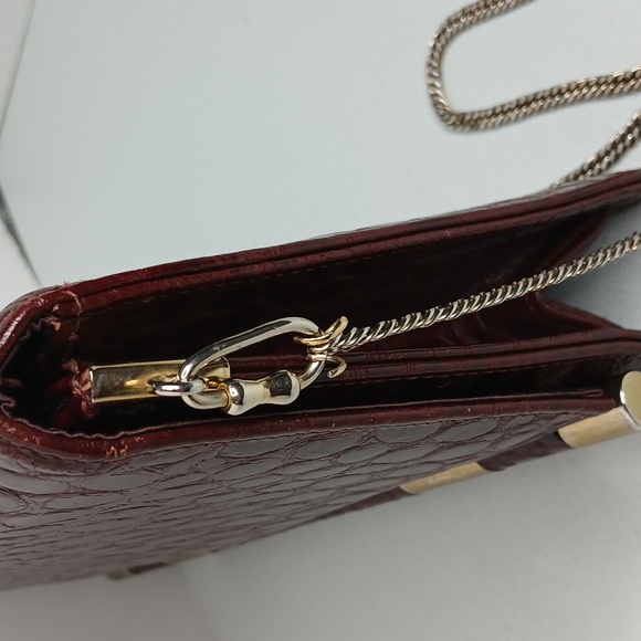 Ruth Saltz - Burgundy Aligator Embossed Leather Shoulder Bag With Fold Over Flap - Picture 4 of 13